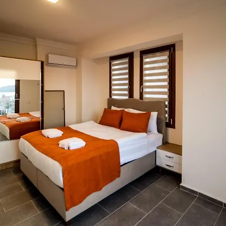 Lovely With Amazing View And Shared Pool In Nyaraló *