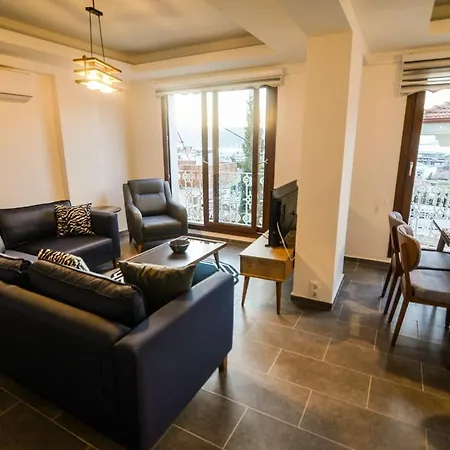 Nyaraló Lovely With Amazing View And Shared Pool In