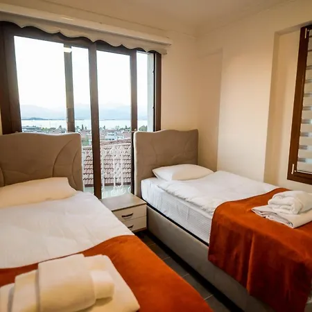 Lovely With Amazing View And Shared Pool In Сasa de vacaciones *